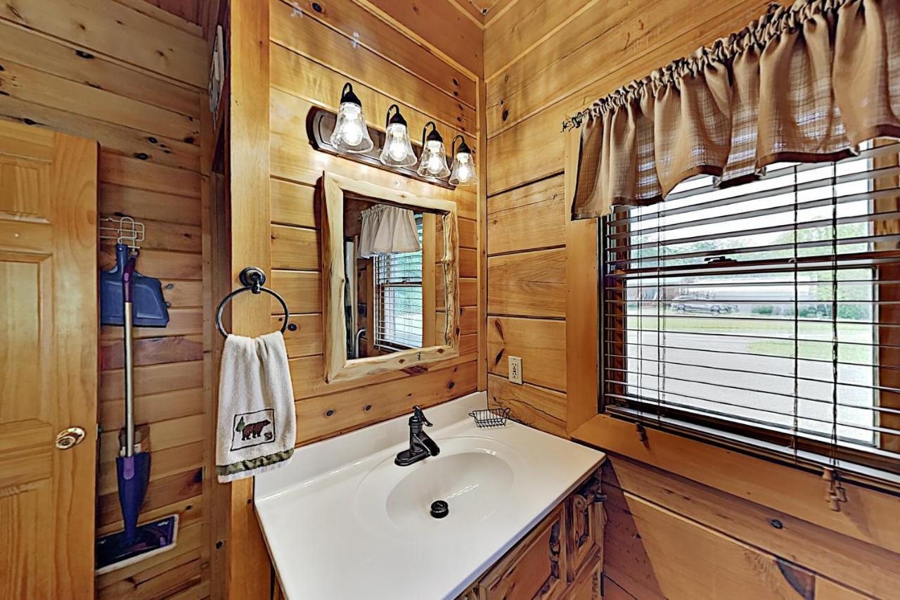 Happy Bear Hollow Sevierville Exterior photo