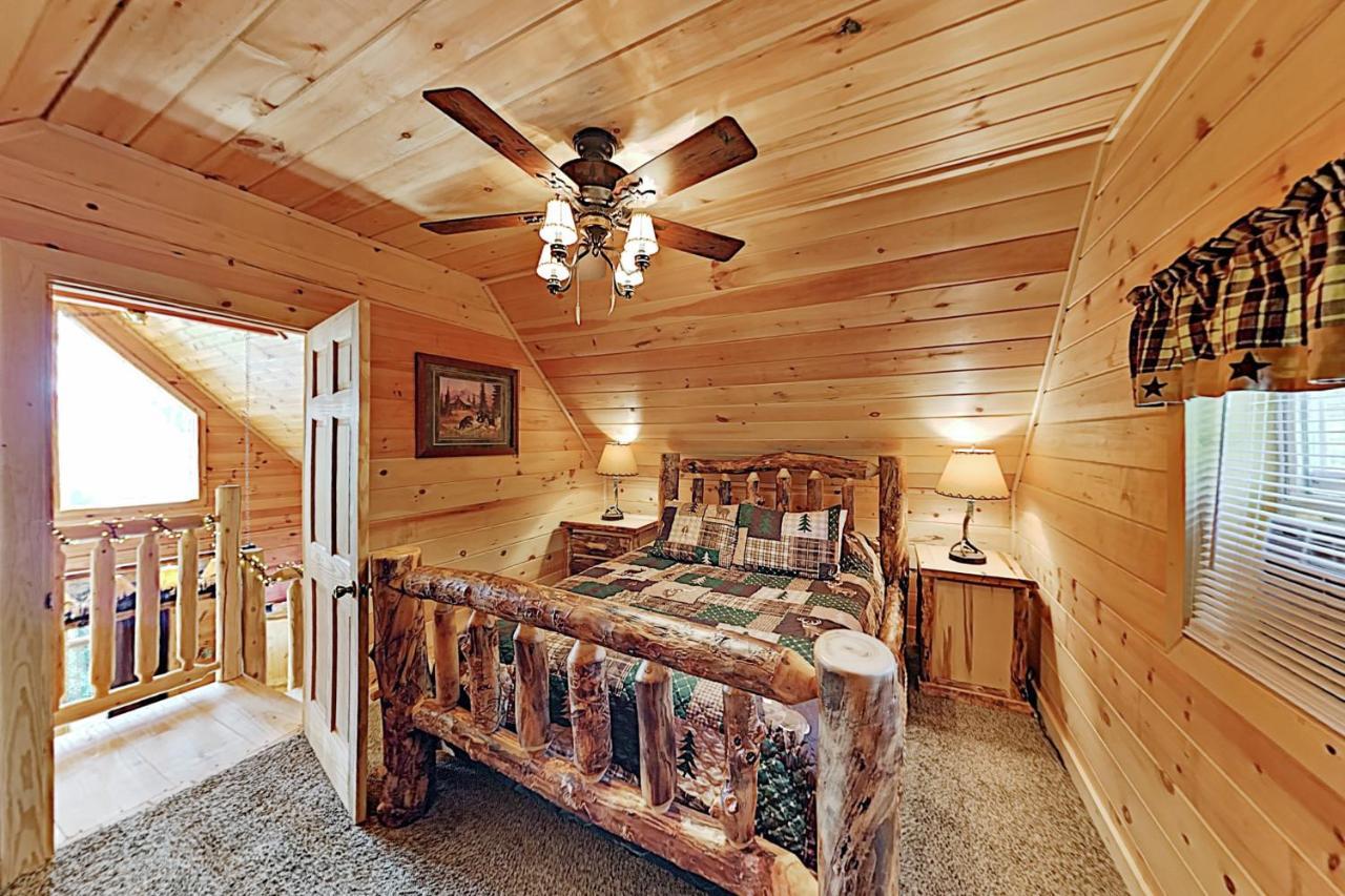 Happy Bear Hollow Sevierville Exterior photo